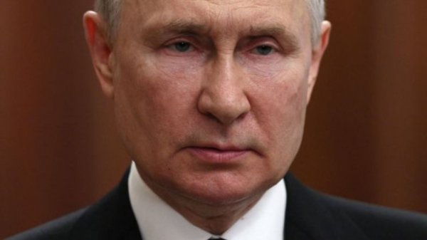 Vladimir Putin anuncia que buscará nuevamente la presidencia en Rusia 