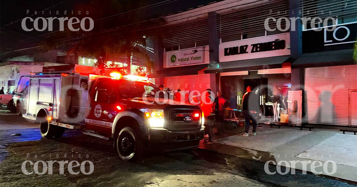 Incendian boutique del reconocido diseñador Karloz Zermeño en la colonia las Américas de León