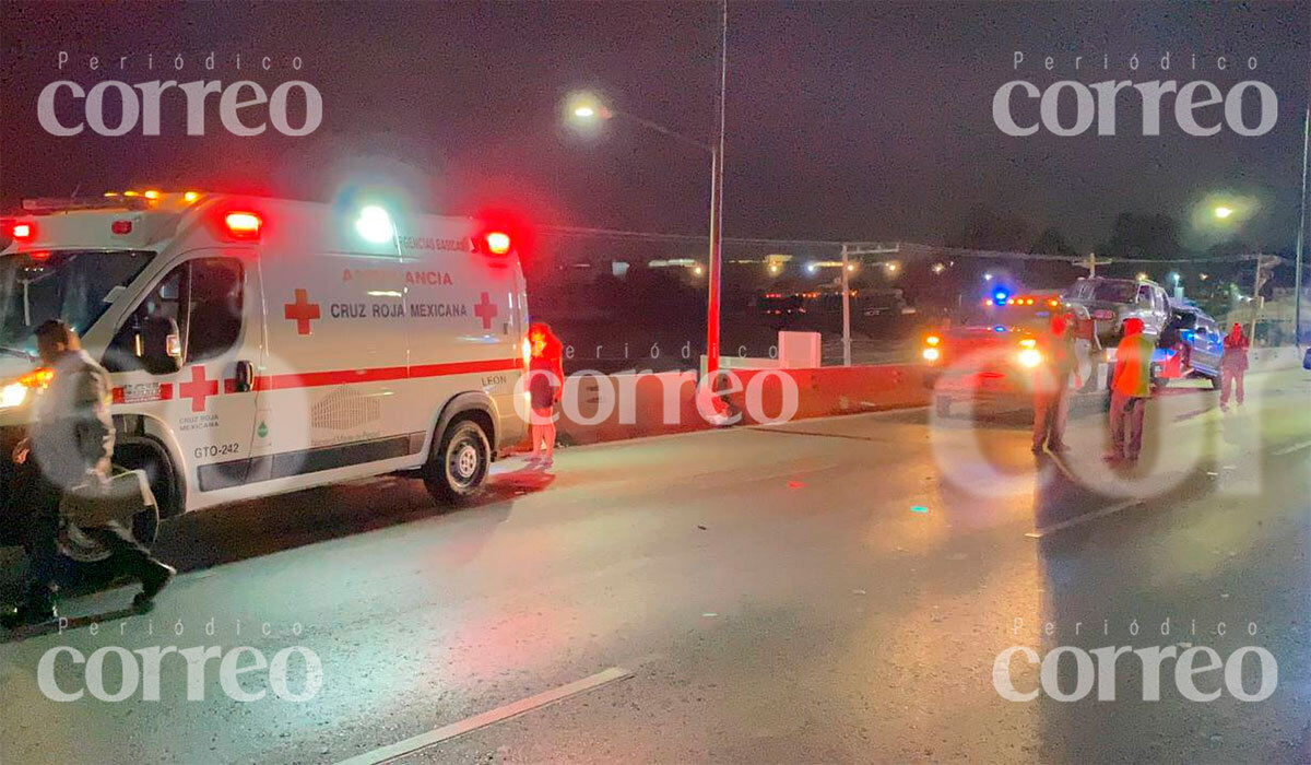 Conductor ebrio se queda dormido, choca y muere su copiloto en León 