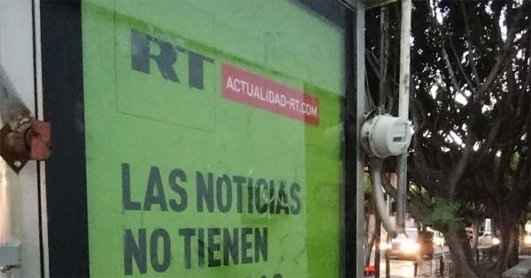 Sorprende propaganda de cadena de televisión rusa RT en León 