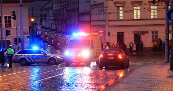 Estudiante armado provoca tiroteo en Universidad de Praga: hay 15 muertos y 24 heridos