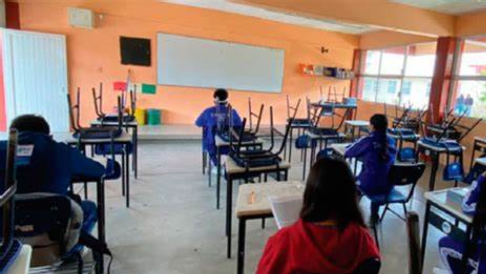 Reforzarán seguridad en escuelas de León contra vandalismo en vacaciones