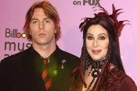 Cher solicito la tutela de su hijo Elijah Blue Allman por 'problemas de salud mental' 