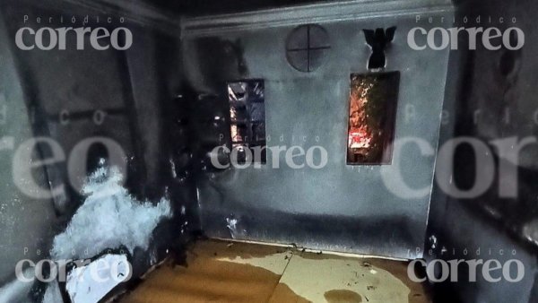 Bomberos de San Miguel de Allende logran controlar incendio antes de que consuma casa