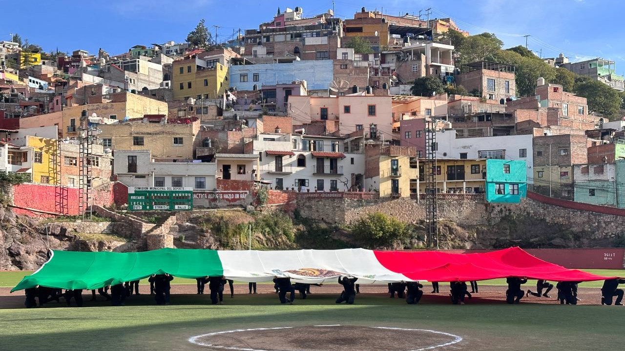 Mejoran Parque de béisbol de Guanajuato, San Jerónimo, con equipo de audio y pantalla nueva