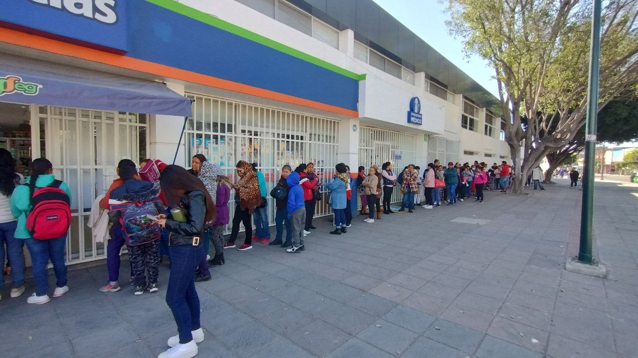 Leonesas hacen fila por 'MujerEs Grandeza’, pero sin prometer su voto al PAN