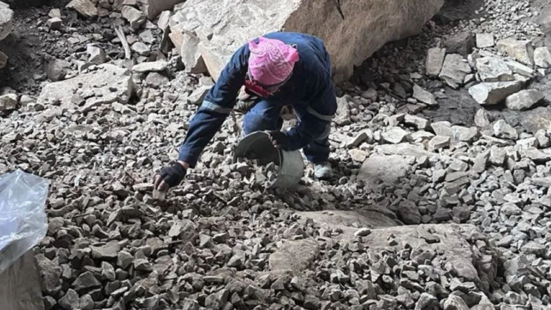 INAH encuentra restos de bebé y adolescentes en cueva de Nuevo León