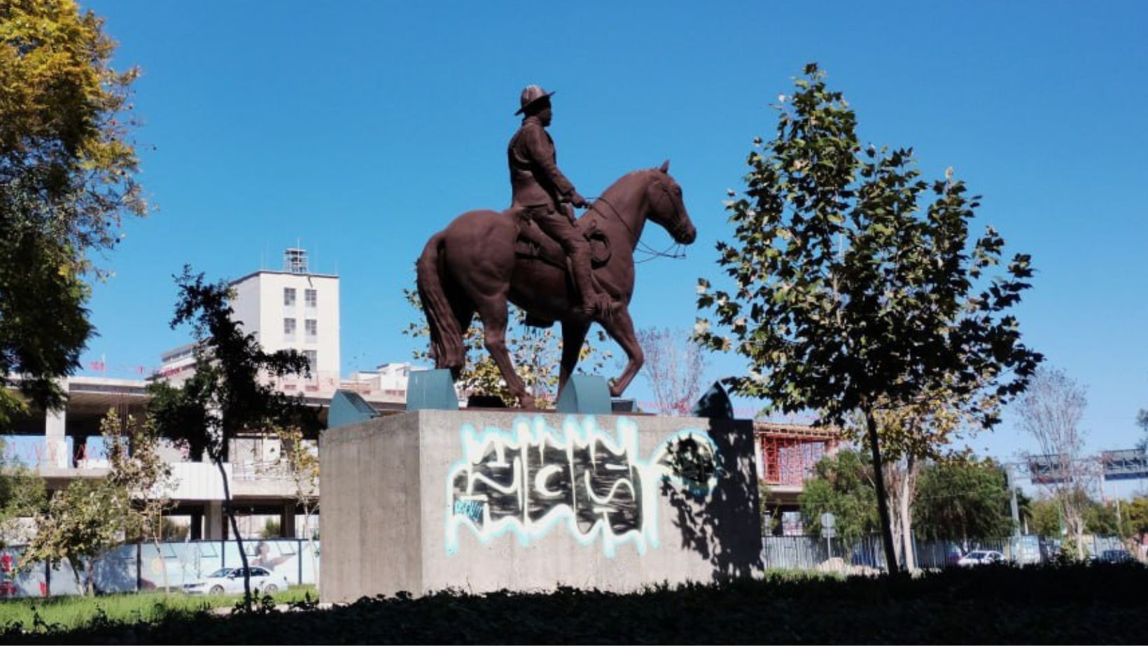 Vandalizan monumento a Francisco Villa en Celaya