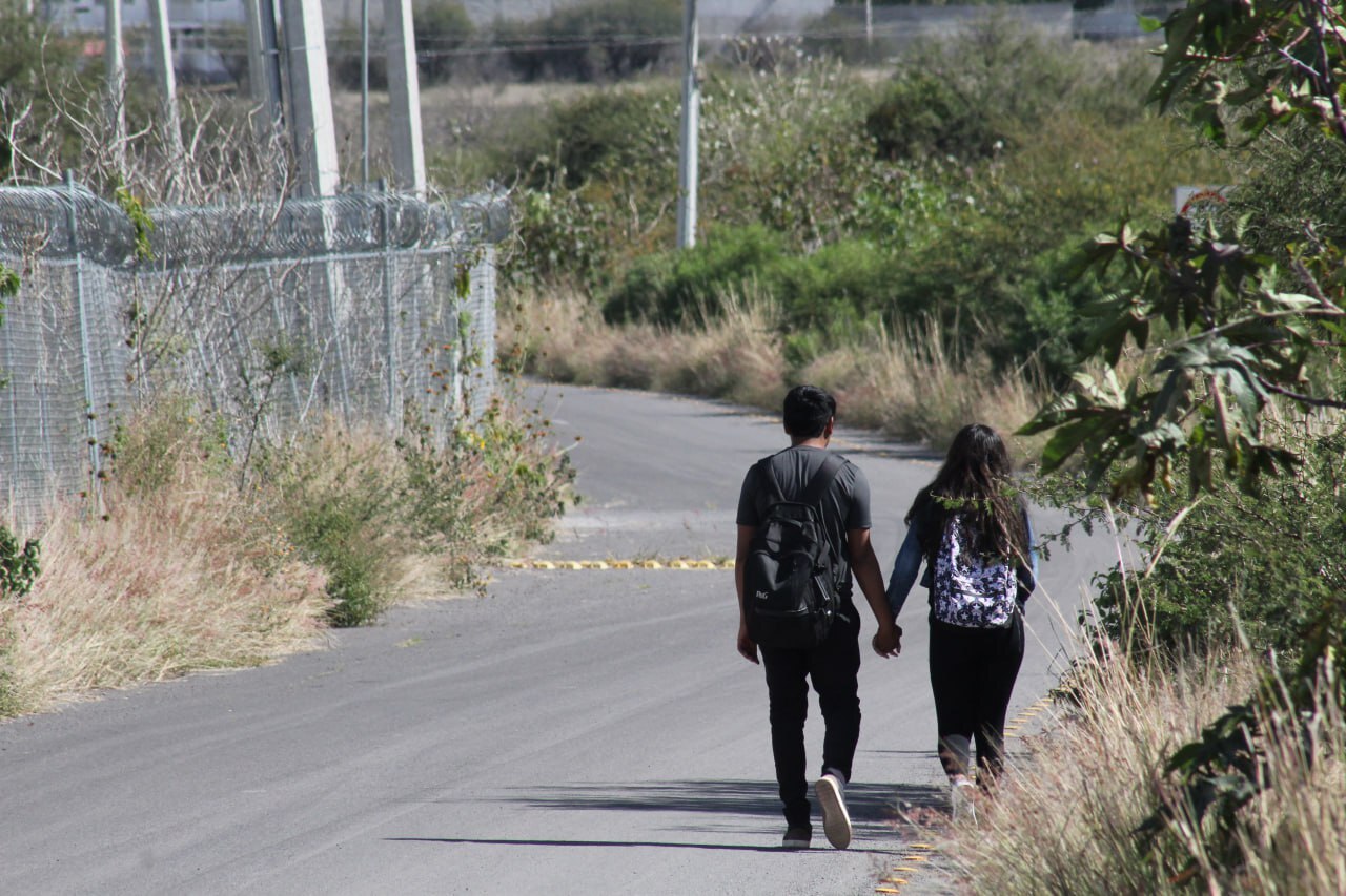 Estudiantes de la Universidad Tecnológica Celaya enfrentan desafíos por falta de transporte