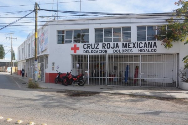 Socorristas no se dan abasto en Dolores y Huanímaro; en Pueblo Nuevo ni hay