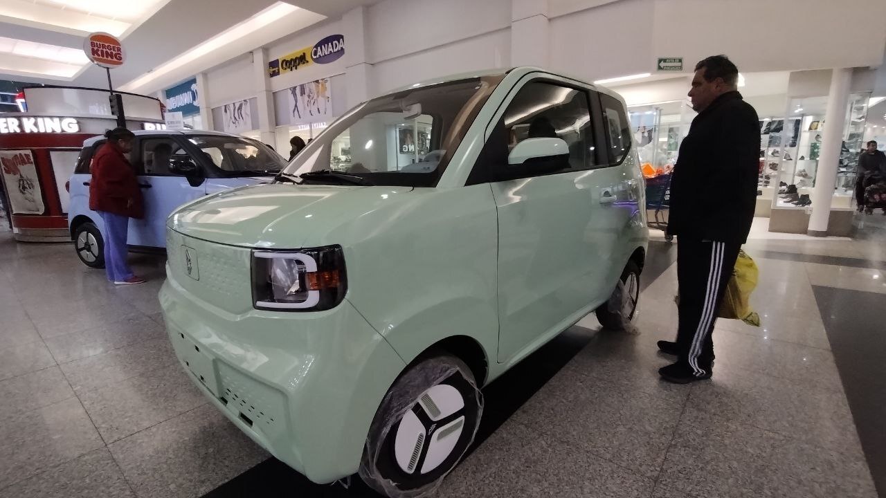 ¿Los carros chinos son seguros? Esto se sabe de los Lingbox Uni que se exiben en plazas de León