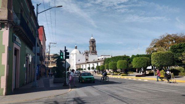 Irapuato y Salamanca amanecen con altos niveles de contaminación en el aire