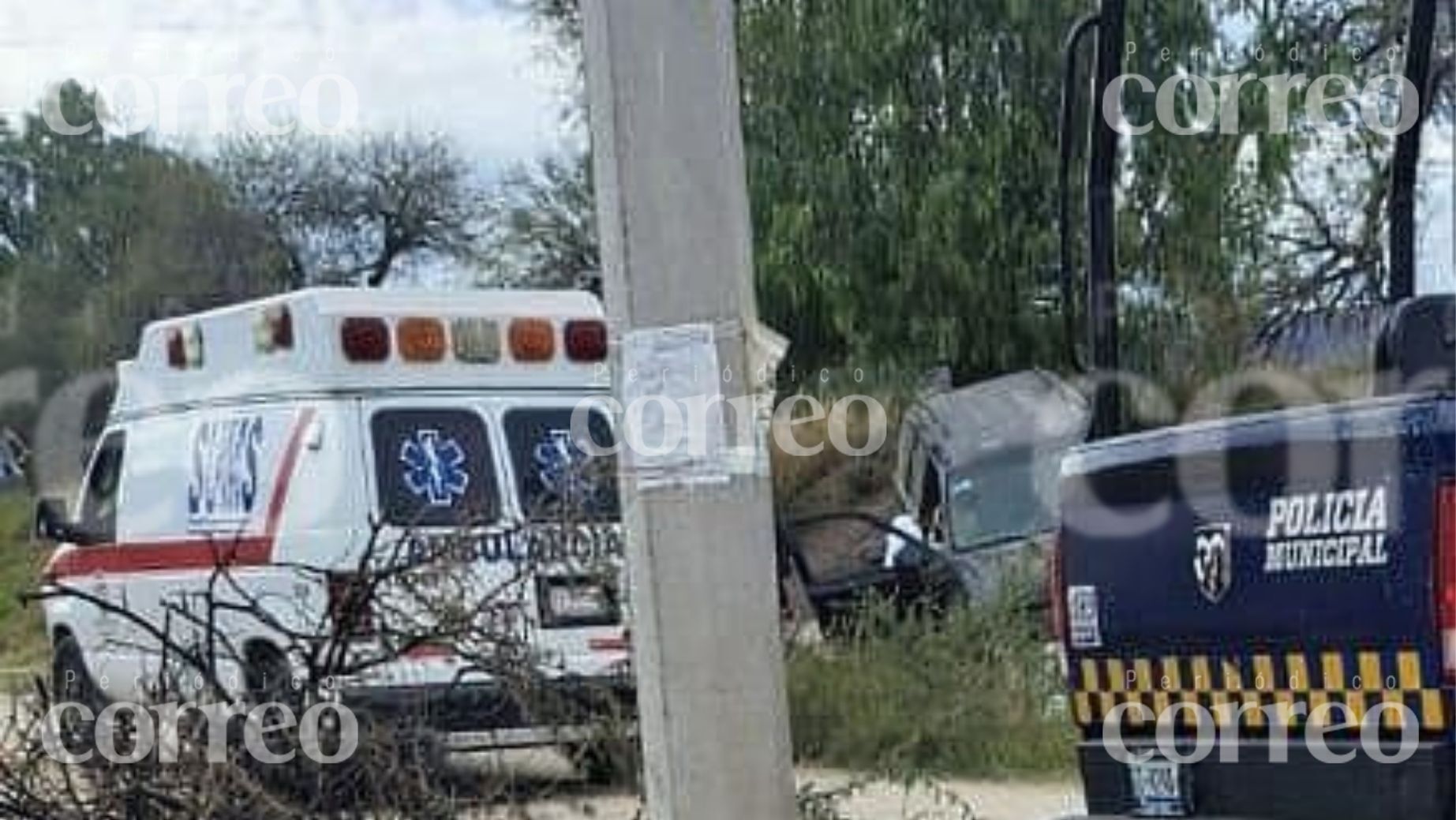 Balacera en Juventino Rosas termina con saldo de un hombre abatido en camioneta explorer gris