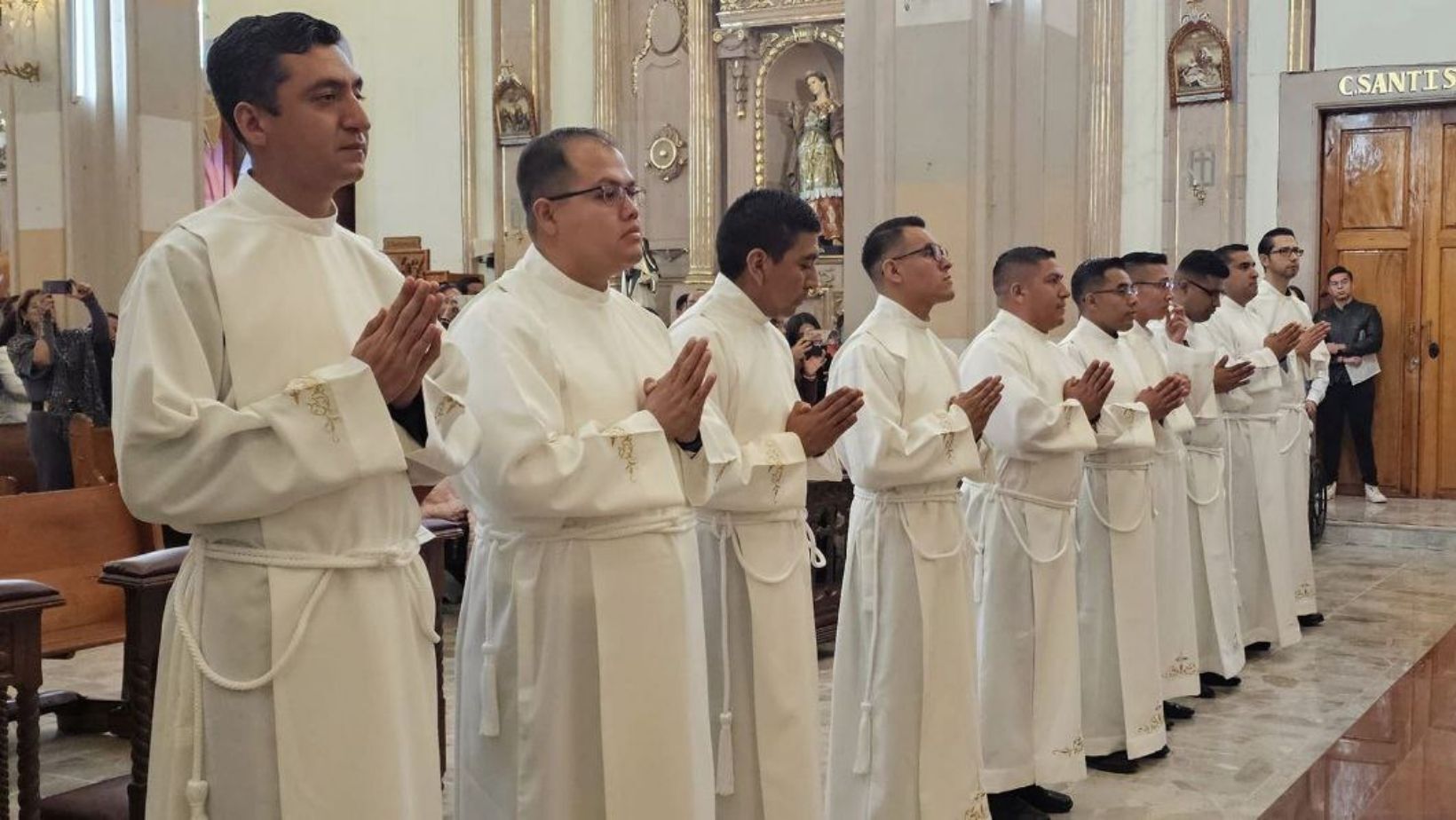 Celebran avance de 10 seminaristas hacia el sacerdocio en Celaya