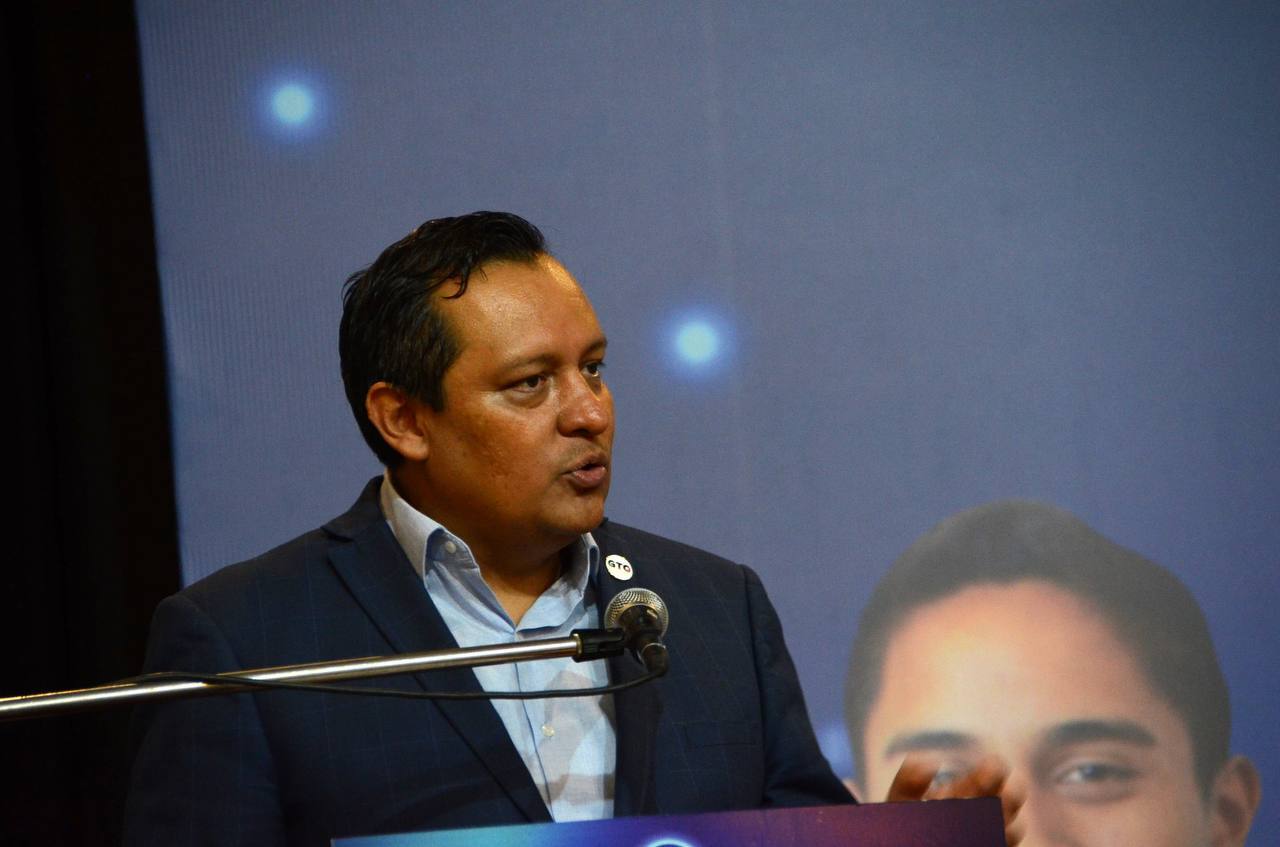 Renuncia Daniel Díaz a la Secretaría de Salud de Guanajuato