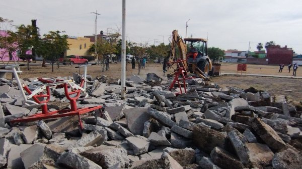 Pese a oposición de vecinos, arrancan obras en áreas verdes de Las Estancias de Salamanca 