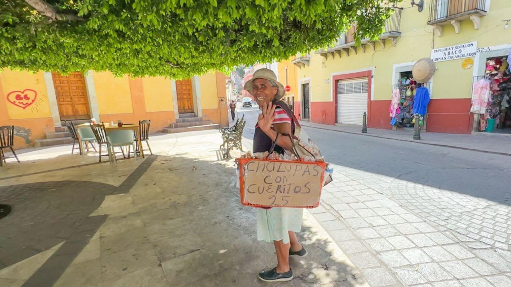 ¿Quién es Vicenta Lona, la artista de las Chalupas en Guanajuato? Conoce su historia