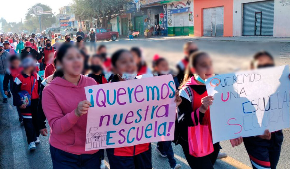 Alumnos y padres de La Cruz en Celaya exigen escuela, tras perderla por la grieta de 2021