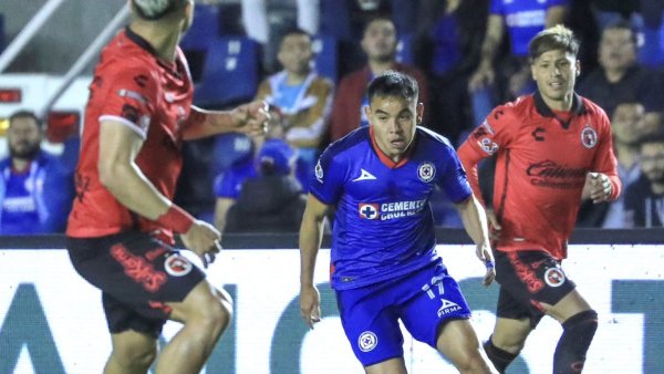 Cruz Azul derrota a los Xolos con marcdor 1-0, Ángel Sepúlveda emerge como héroe 