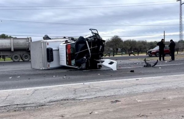 Choque múltiple ocasiona tráfico en la carretera Federal 57 a la altura de San José Iturbide