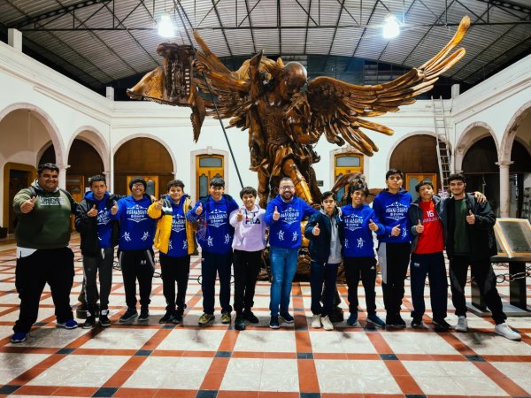 Jóvenes de Pénjamo representarán a Guanajuato en torneo nacional de Handball de la CONADE