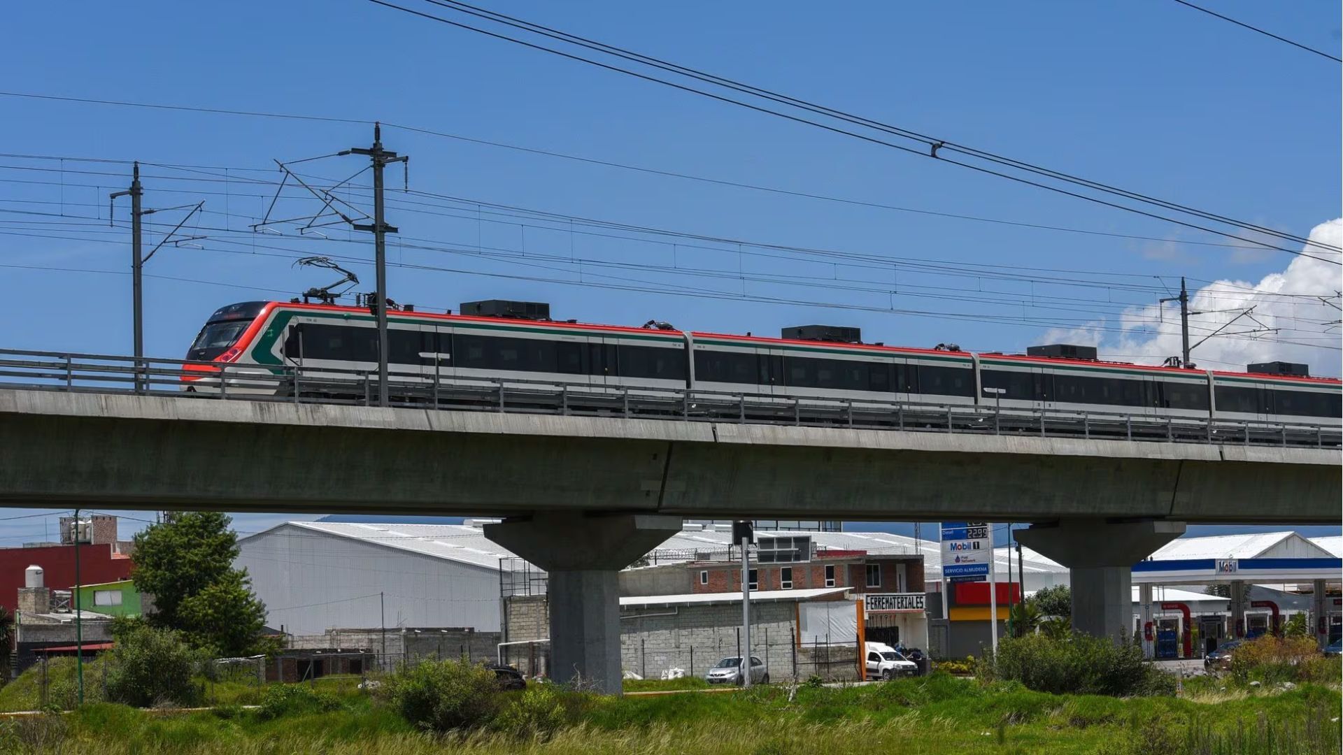 Auditoría revela pagos en exceso en la construcción del tren México-Toluca