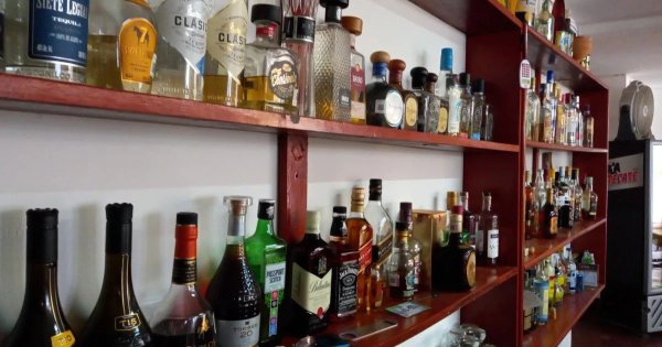 Al menos 4 mil negocios en Guanajuato no tienen permiso para vender alcohol