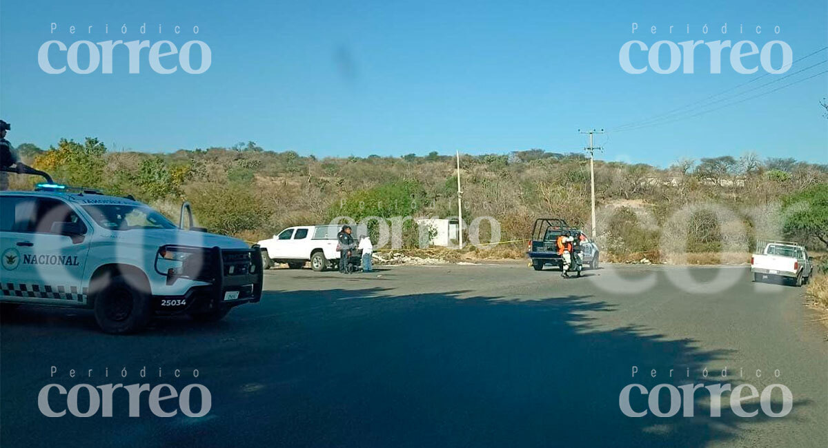 Asesinan a mujer en libramiento de Valle de Santiago a Yuriria 