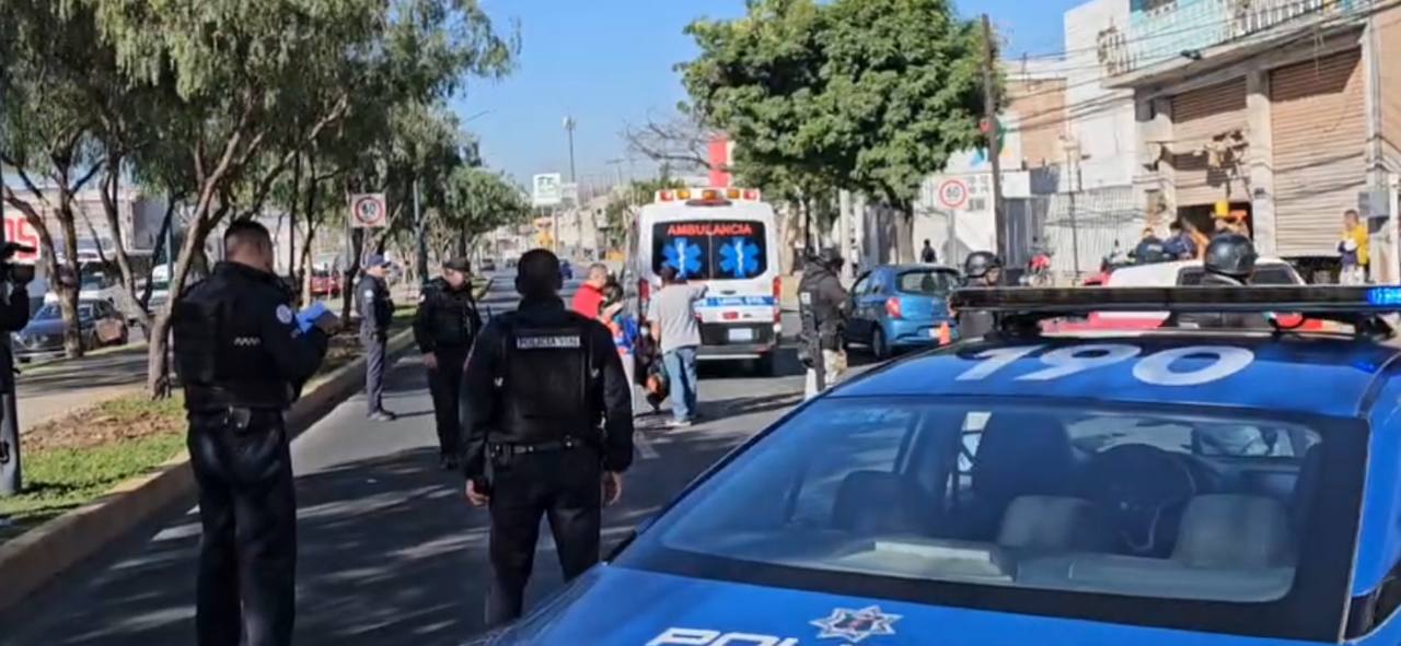 Motociclista choca en la Industrial Santa Crocce en León y queda herido