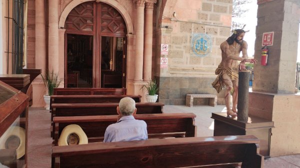 Entre miedo y seguridad, viven habitantes de la comunidad de Cerro Gordo en Salamanca 