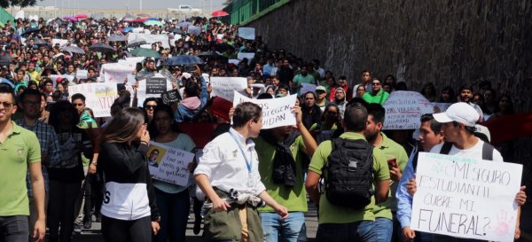 En honor a Francisca y ‘Gabo’, estudiantes del Tec asesinados, presentan nuevo reglamento de seguridad en Celaya