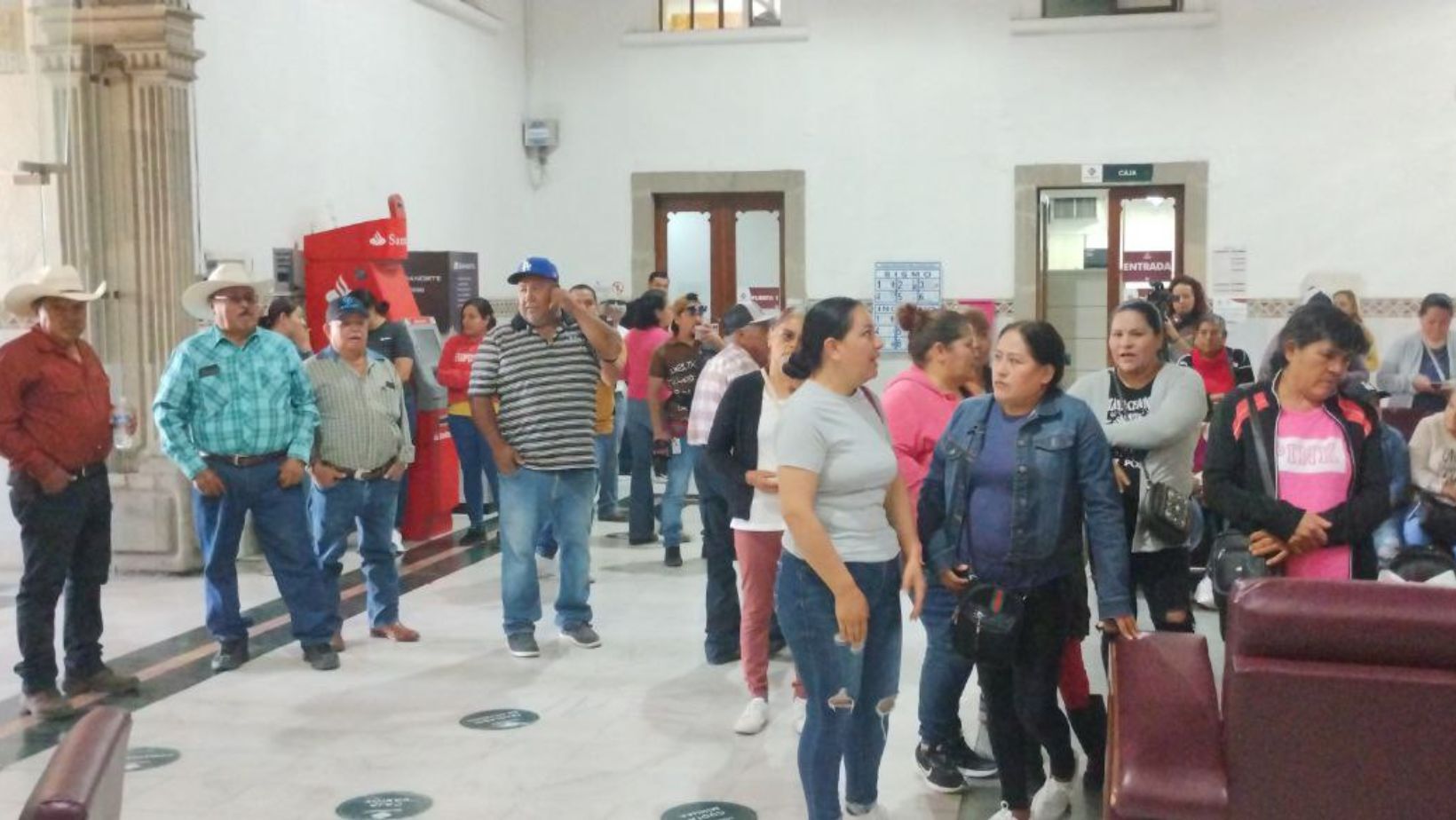 Se manifiestan comunidades de Salamanca ante la reubicación de pozo de agua