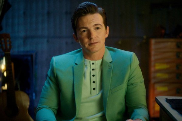 Drake Bell da a conocer los abusos que vivió por parte de Brian Peck 