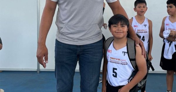 Tadeo, pequeño de San Luis de la Paz, representa a Guanajuato en torneo nacional de básquetbol 