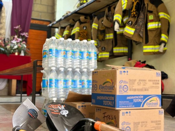 Bomberos Voluntarios de Guanajuato capital urgen sumarse a colecta por incendio en Santa Rosa