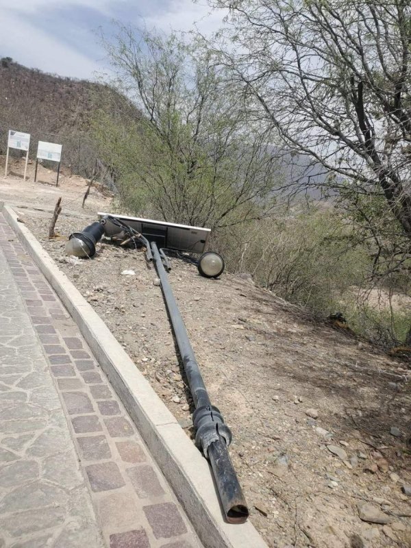 Fuertes Vientos en San José Iturbide y Xichú causan cortes de energía