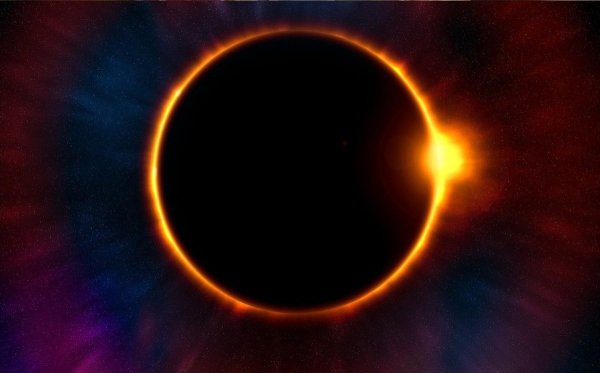 ¿Cuáles son los eventos astronómicos que se verán en abril? Eclipse de Sol, Perlas de Baily y más 