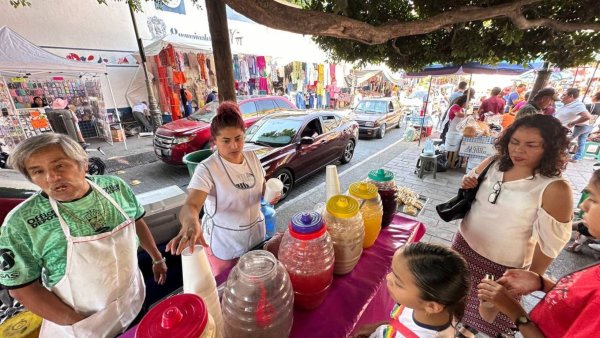 Víctor Núñez deja legado familiar en Mercado de Embajadoras de Guanajuato