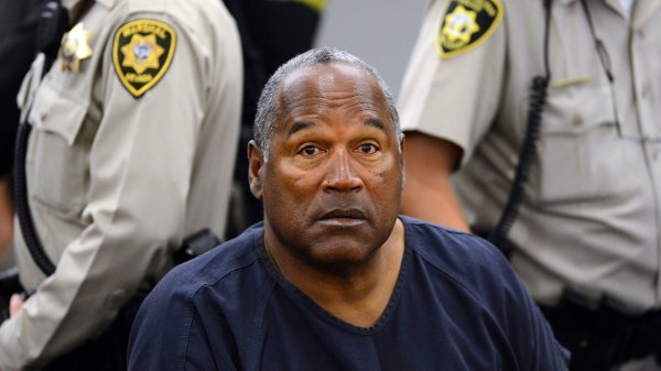 Muere O.J. Simpson, exjugador de la NFL, por cáncer a los 76 años 