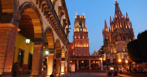 ¿Trabajas de noche? San Miguel de Allende tendrá transporte para quienes salen tarde 