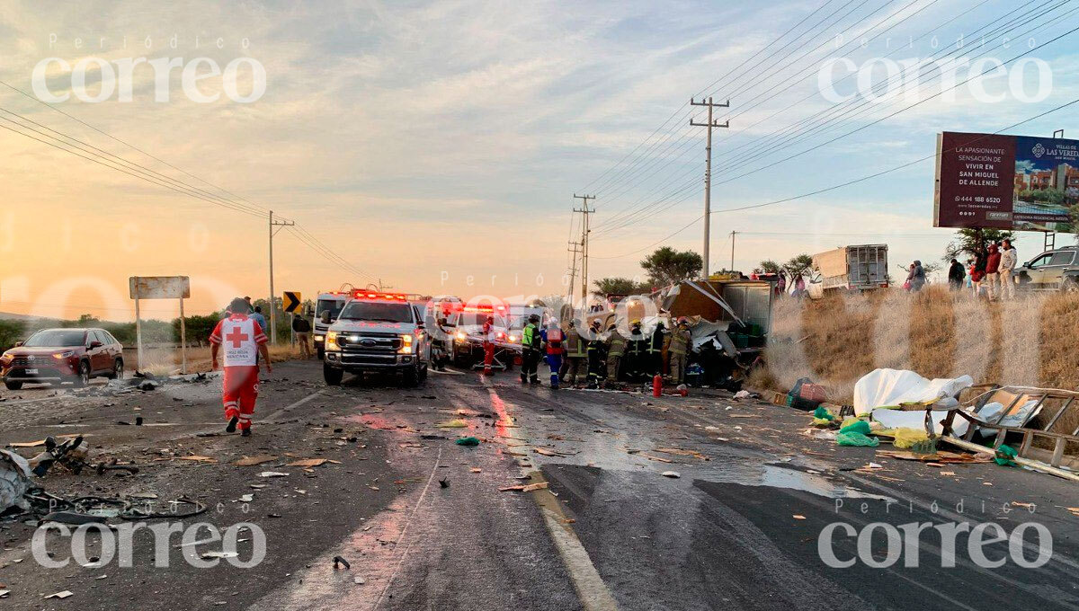 Choque en la San Miguel de Allende-Dolores Hidalgo deja un muerto y dos heridos