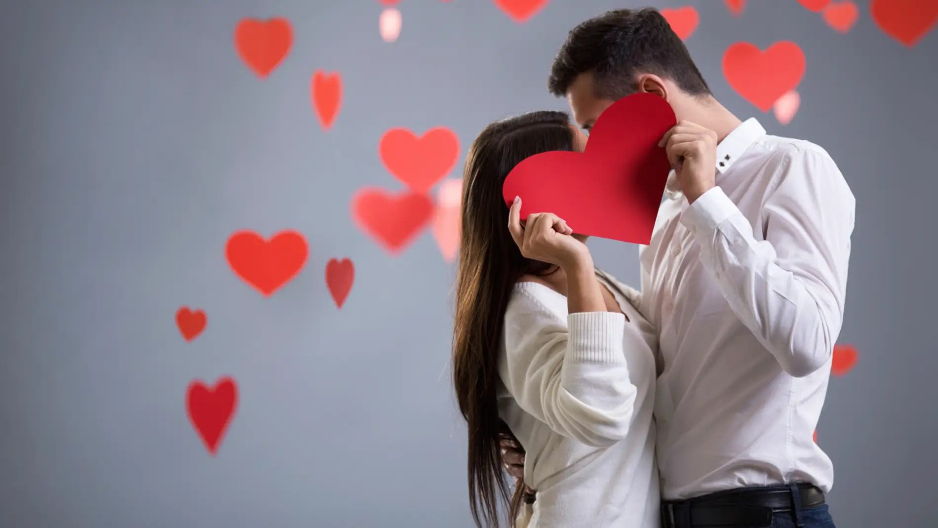 ¿Por qué se celebra el 13 de abril el Día Internacional del Beso? 