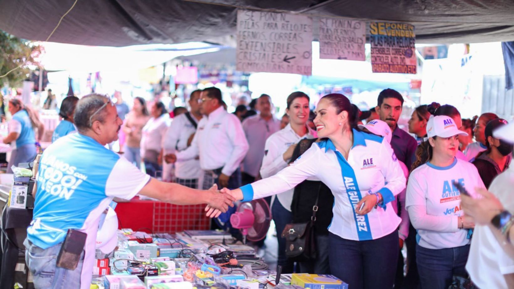 ¿Qué propone Ale Gutiérrez para apoyar a comerciantes en León? Visita mercado de San Felipe de Jesús