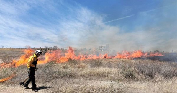 En menos de cuatro meses, bomberos combaten más de 100 incendios en Guanajuato 