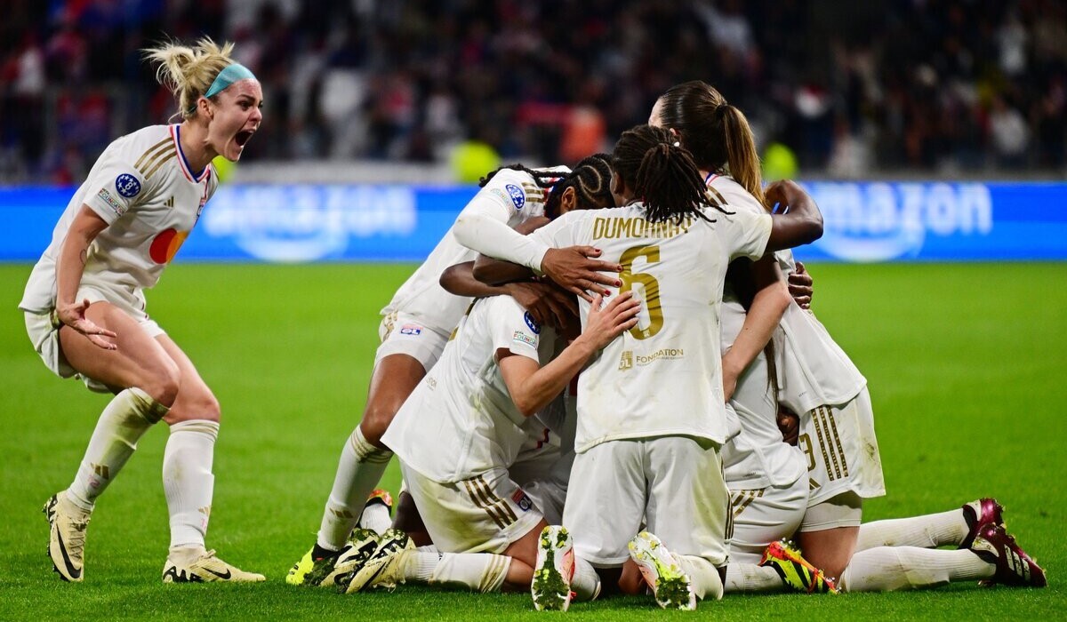 Épica remontada del Olympique de Lyon sobre el PSG en la semifinal de la Champions League femenina