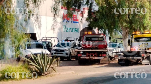 ¿Cuántos detenidos hubo y qué encontraron en la bodega con autos robados en Apaseo el Grande?