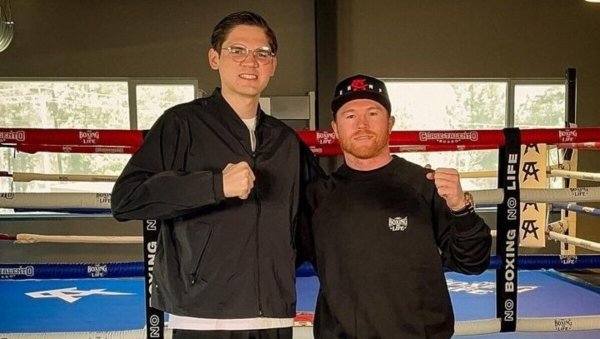 El Mariana se entrena con 'Canelo' Álvarez para su debut en el boxeo ¿Impactará en su desempeño?