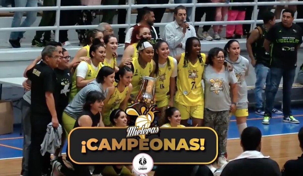 ¡Celebración por parte de Mieleras de Guanajuato, campeonas de la LMBPF 2024!