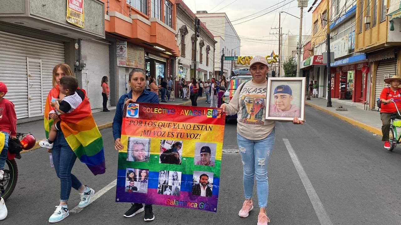 Marcha comunidad LGBT en Salamanca exige justicia para Antonio Quintana, asesinado en los separos 