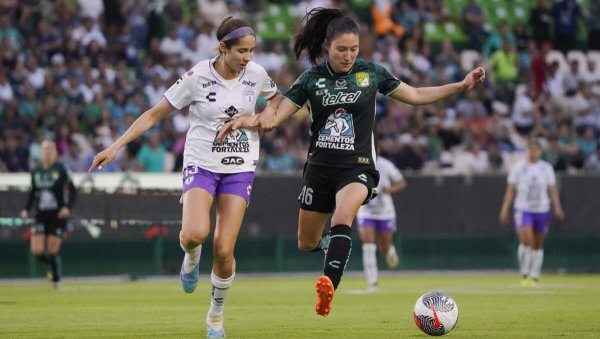 Pachuca arrolla a León en la Liguilla de la Liga MX Femenil